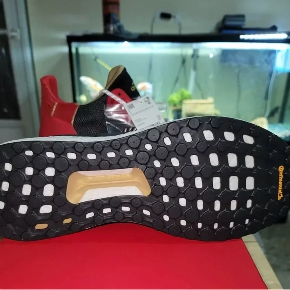 Pharrell x adidas Solar Hu Glide Chinese New Year Sneakers Red Black Size 9 - Picture 4 of 6